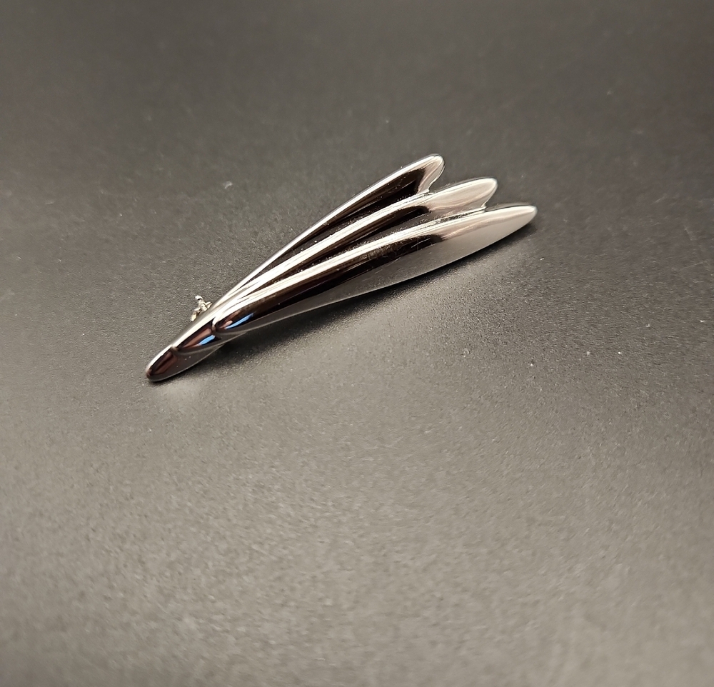 Sarah Coventry Silver Tone Feather Wing Brooch Vintage